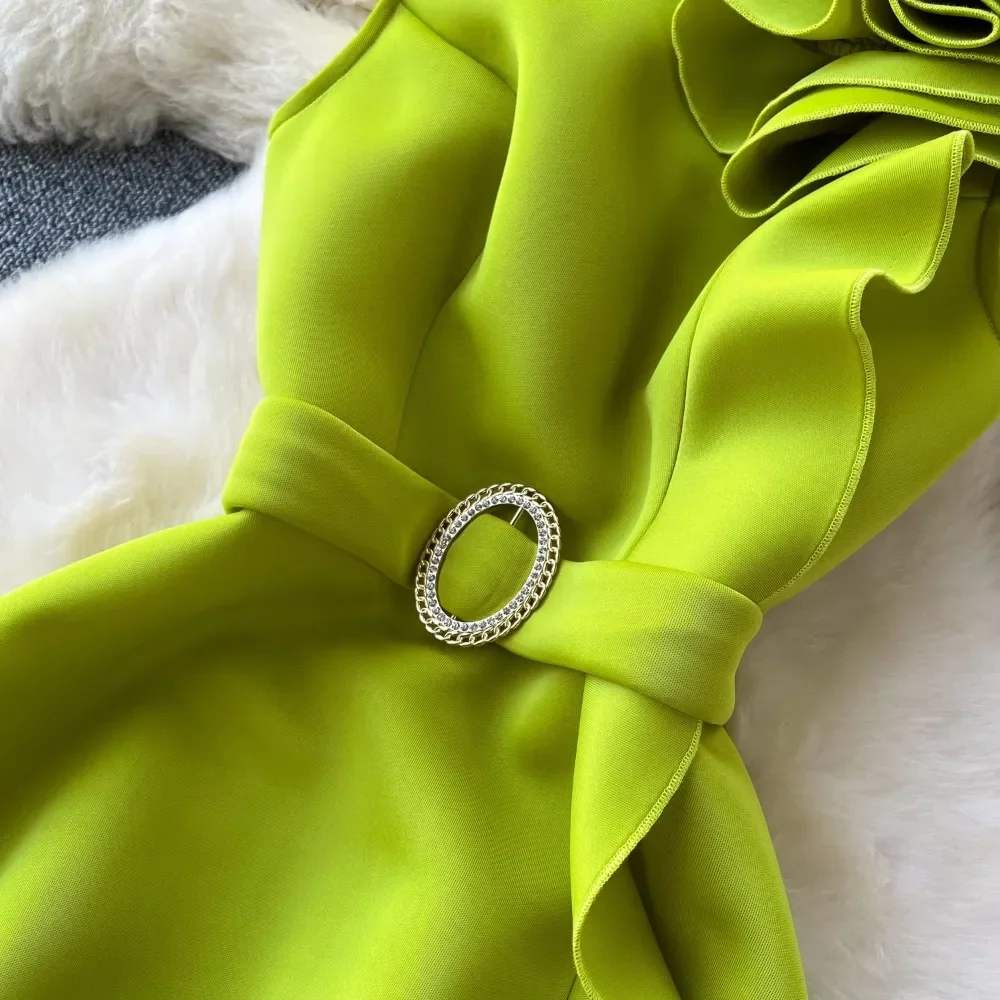 Сексуальное платье без рукавов с трехмерным цветком и круглым вырезом шикарное