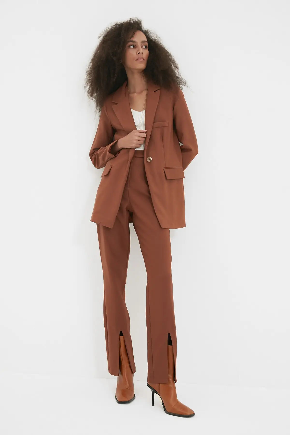 

Trendyol Trotting Detaylı Pants TWOAW22PL0368