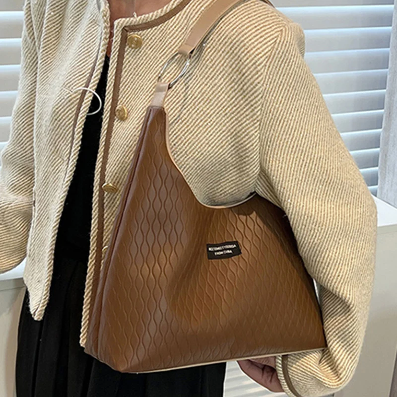 

Women's Luxury Tote Bags Quality Soft Leather Shoulder Bag Brand Solid Color Handbag Female Casual All Match Plaid Shopping Bag