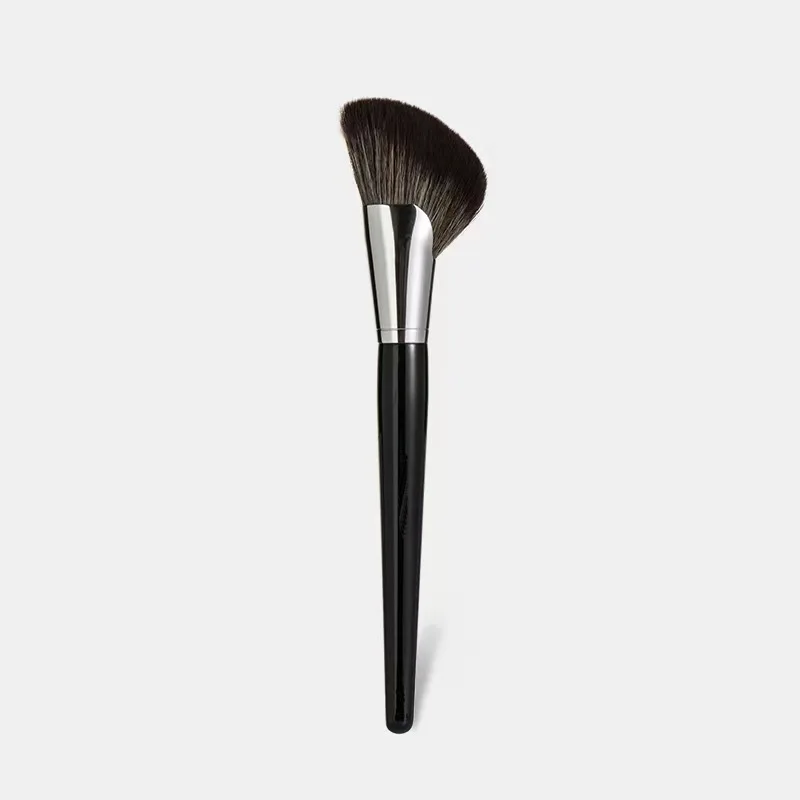 

1pc Side Shadow Brush 72 Sickle Sculpture Brush Sculpture Brush Soft Hair Shadow Brush Outline Brush Makeup Brush