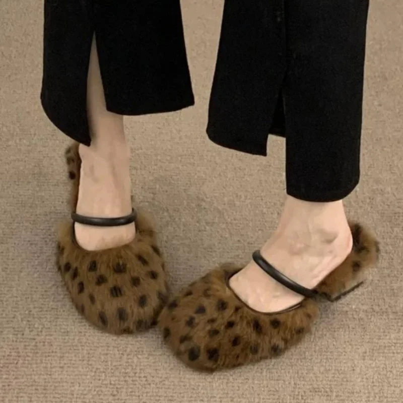 Женские меховые тапочки на высоком каблуке модная зимняя новая дизайнерская