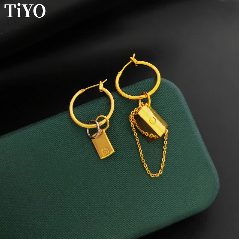 

Modern Jewelry Round Circle Earrings 2022 New Trend Popular Style High Quality Copper Asymmetrical Drop Earrings For Women