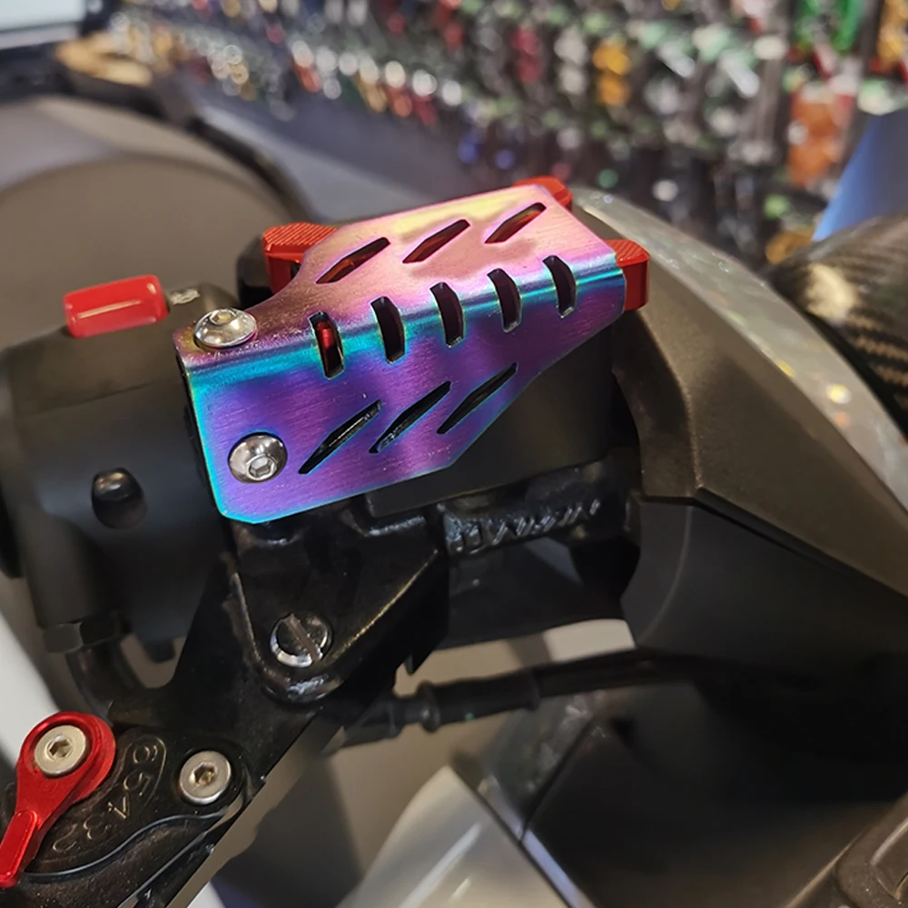 

CNC Aluminum Motorcycle Brake Fluid brake pump cover for Forza 250/300