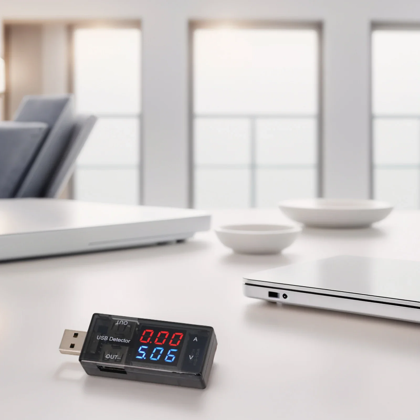 USB-тестер напряжения тока с точной калибровкой. Точное измерение. Удобное