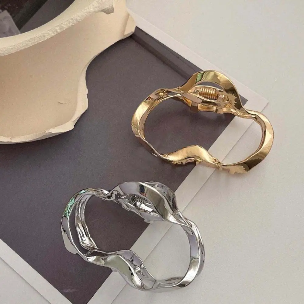 

Simple Creative Geometry Metal Fashion Irregular Korean Style Hair Crab Clip Women Hair Claw Shark Clip Headwear