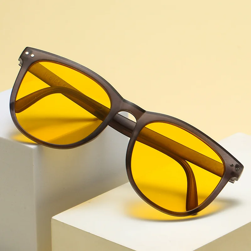 

Винтажные очки 2022 Модные женские уличные солнцезащитные очки летние дорожные солнцезащитные очки с защитой от ультрафиолета UV400 повседнев...