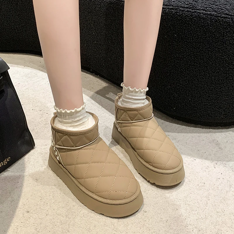 

Женские зимние ботильоны на плоской платформе, теплые удобные женские ботинки, новинка зимы 2024, дизайнерские Короткие Плюшевые удобные мокасины