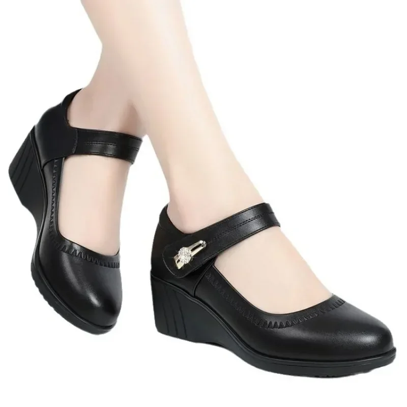 Сандалии женские на платформе 5 см цвет черный/красный/черный