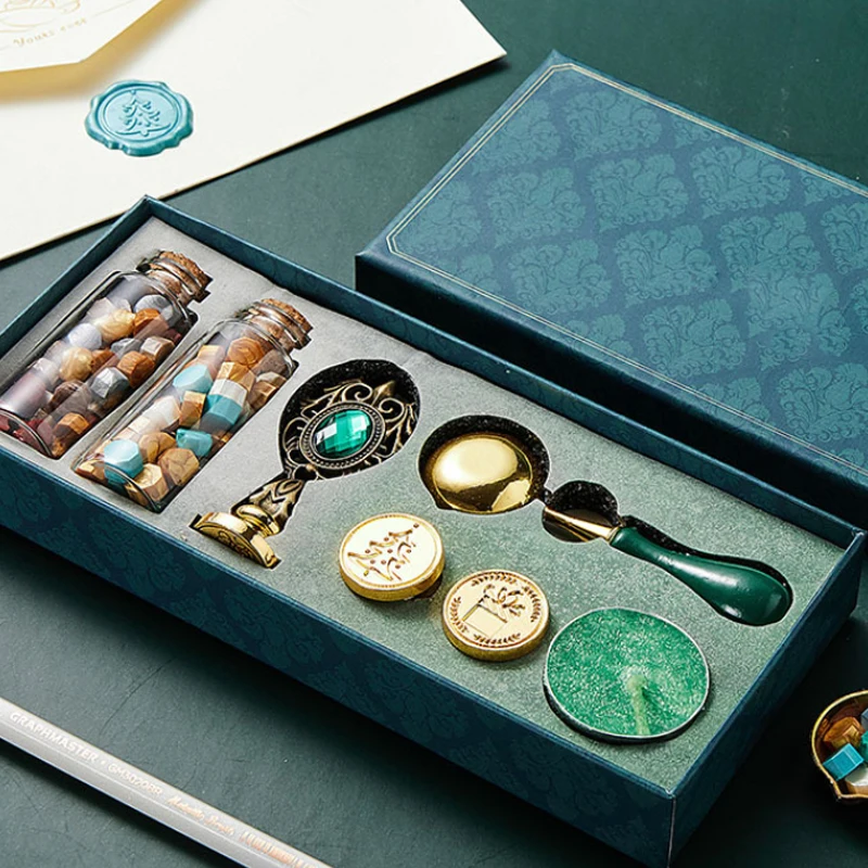 

Creative Retro Fire Paint Seal Wax Seal Stamps Box Stamping Kit Wedding Invitation Envelope Decor Wax Melt Pot Craft Supplies