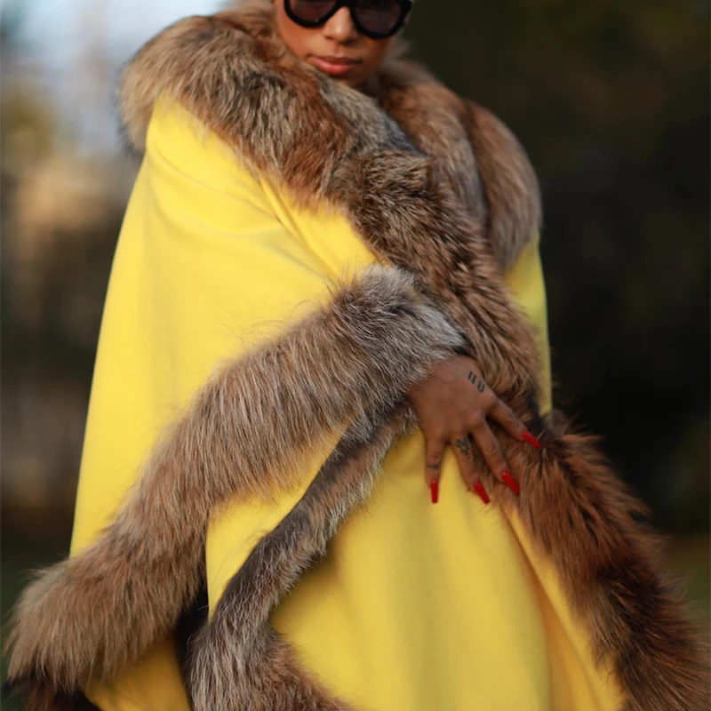 Bat Sleeve Natural Fox Fur Patchwork Cloak Women Autumn Winter New Lady Warm High Street Fashion Wool Shawl Cloak Female