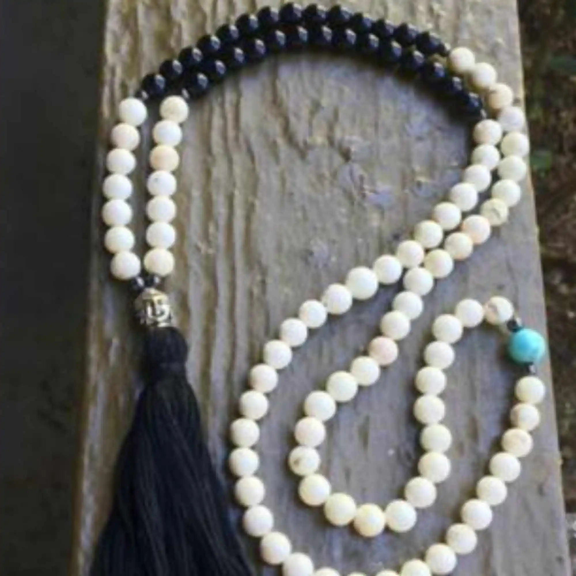 

8mm Natural 108 Blackstone white turquoise beads necklace Women Natural Craft Silver Gold Healing Zodiac Choker Beads Stainless