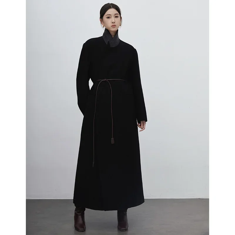 Женское шерстяное пальто в минималистском стиле Th * R0