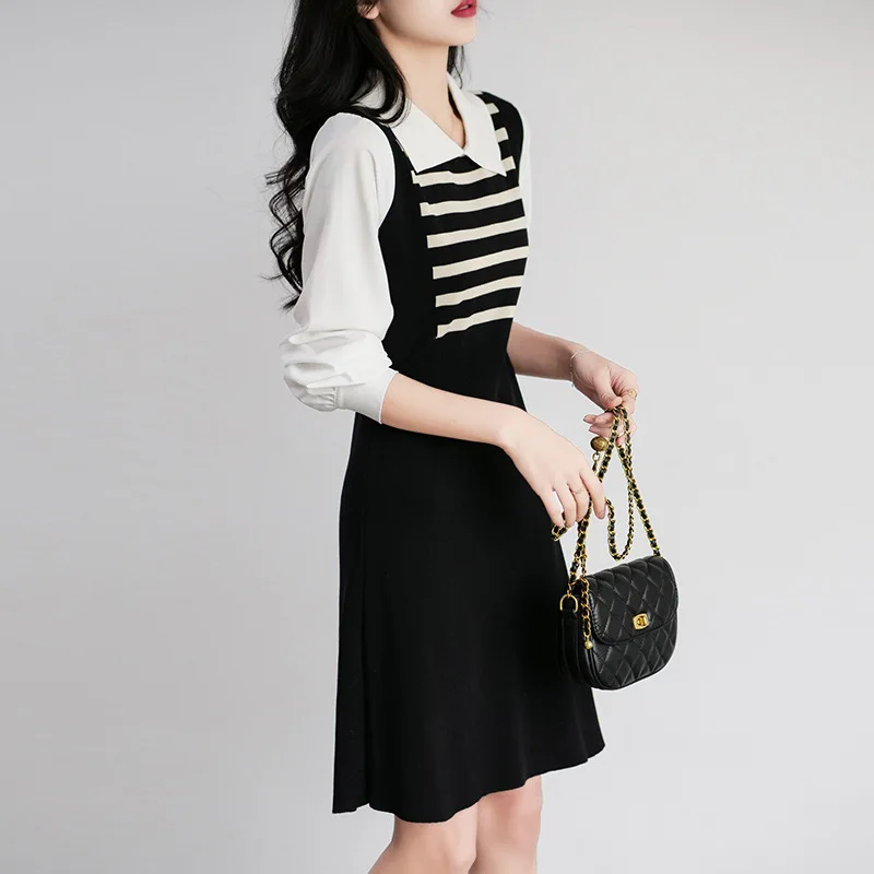 

2022 Women Autumn Winter Sweater Dresses Korean Fashion Patchwork Polo Neck Knitted Dress Lady Thick Warm Elegant Vestidos T307