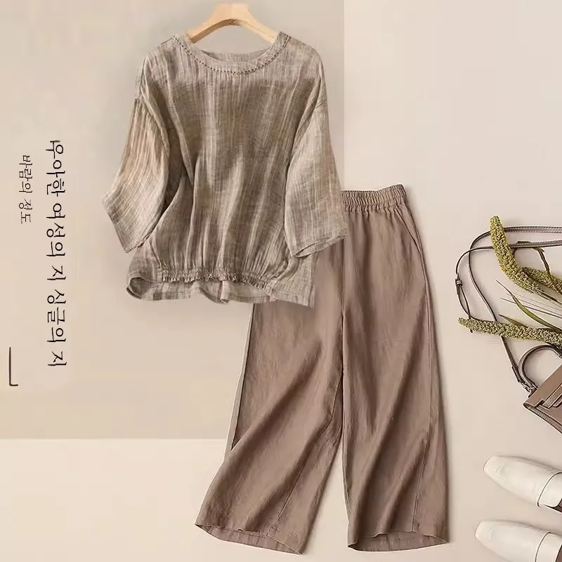 Свободный комплект из хлопка и льна для мам среднего пожилого возраста. Комплект