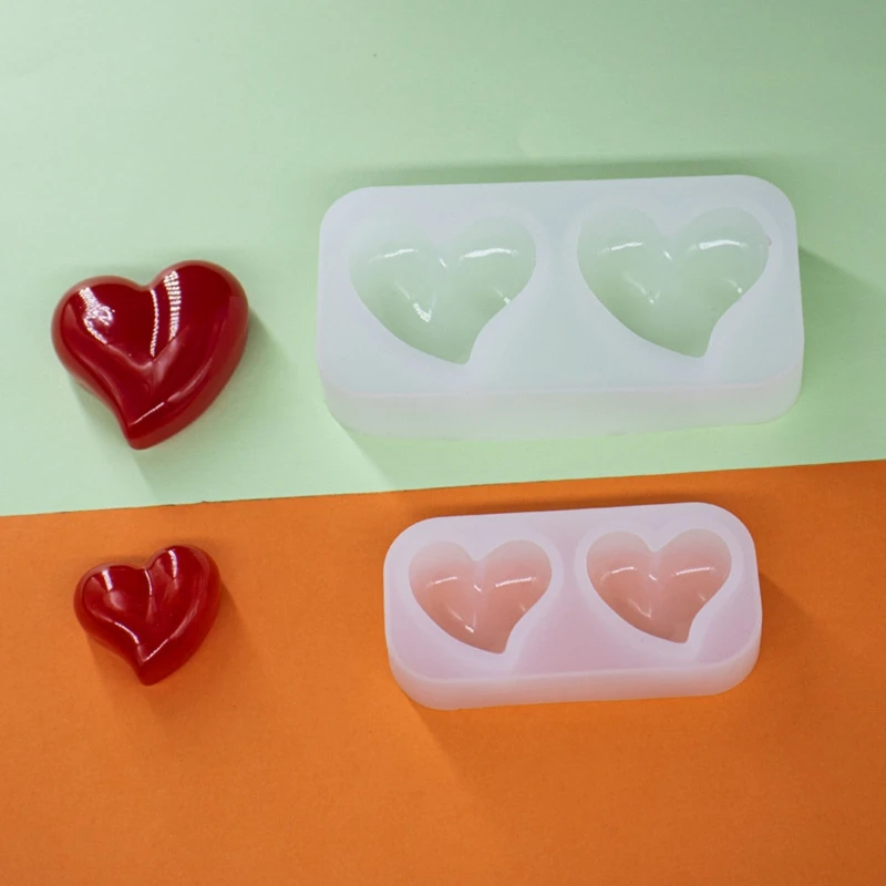 

95AB 3D Crooked Peach Heart Silicone Mold Epoxy Resin Jewelry Mold Resin Casting Pendant Mold Suitable for Diy Resin Crafts