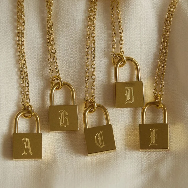 

Minimalist 18k Gold Plated Padlock Necklace Stainless Steel Old English Personalized Gold Lock women's Necklace