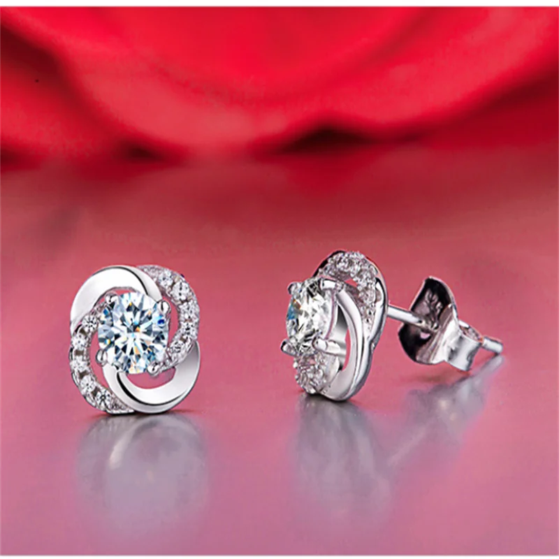 

New Korean fashion women's zircon earrings European and American fashion popular temperament stud earrings