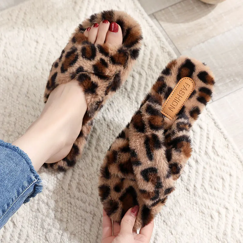 

Winter Indoor Women Slides Leopard Short Plush Fur Flat Cross Strap Slip on Footwear Warm Cozy Fashion Slippers Ladies Shoes