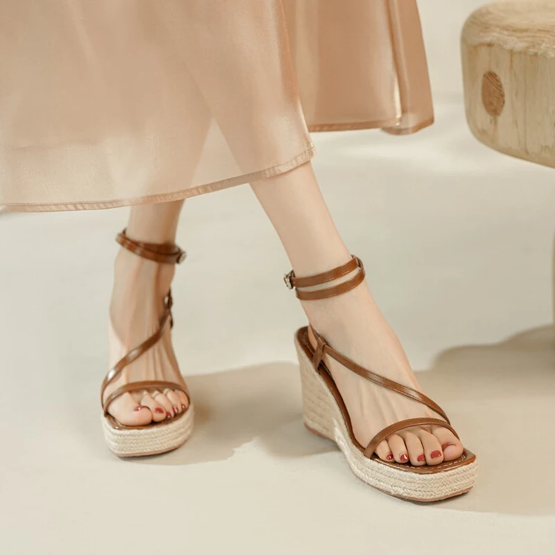 

Сандалии женские из воловьей кожи, босоножки на платформе, высокий каблук, танкетка, узкие ремешки, современные, лето 2022