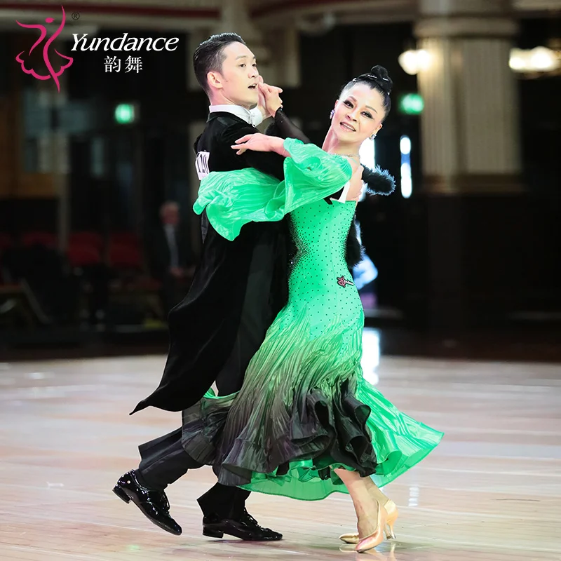 Женское платье для современных танцев