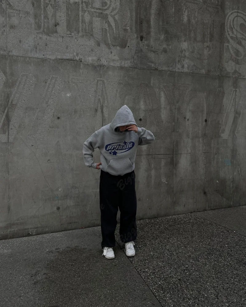 Весенняя женская толстовка в гонконгском