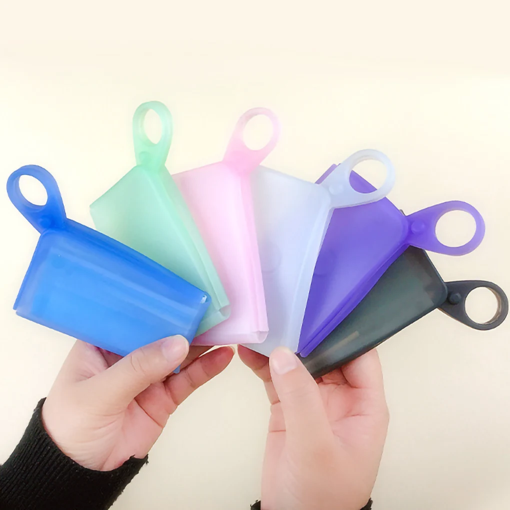 

Portable Mini Face Mask Foldable Storage Folder Reusable Silicone Organizer Storage Bag for Disposable Mask Pouch Case