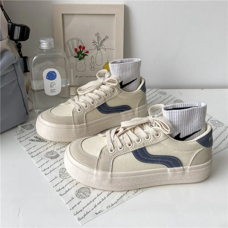 Autumn Canvas Sneakers 2022 New Fashion Students White Platform Sneakers Korea Daily Wear All-match Basic Sleek Female Shoes