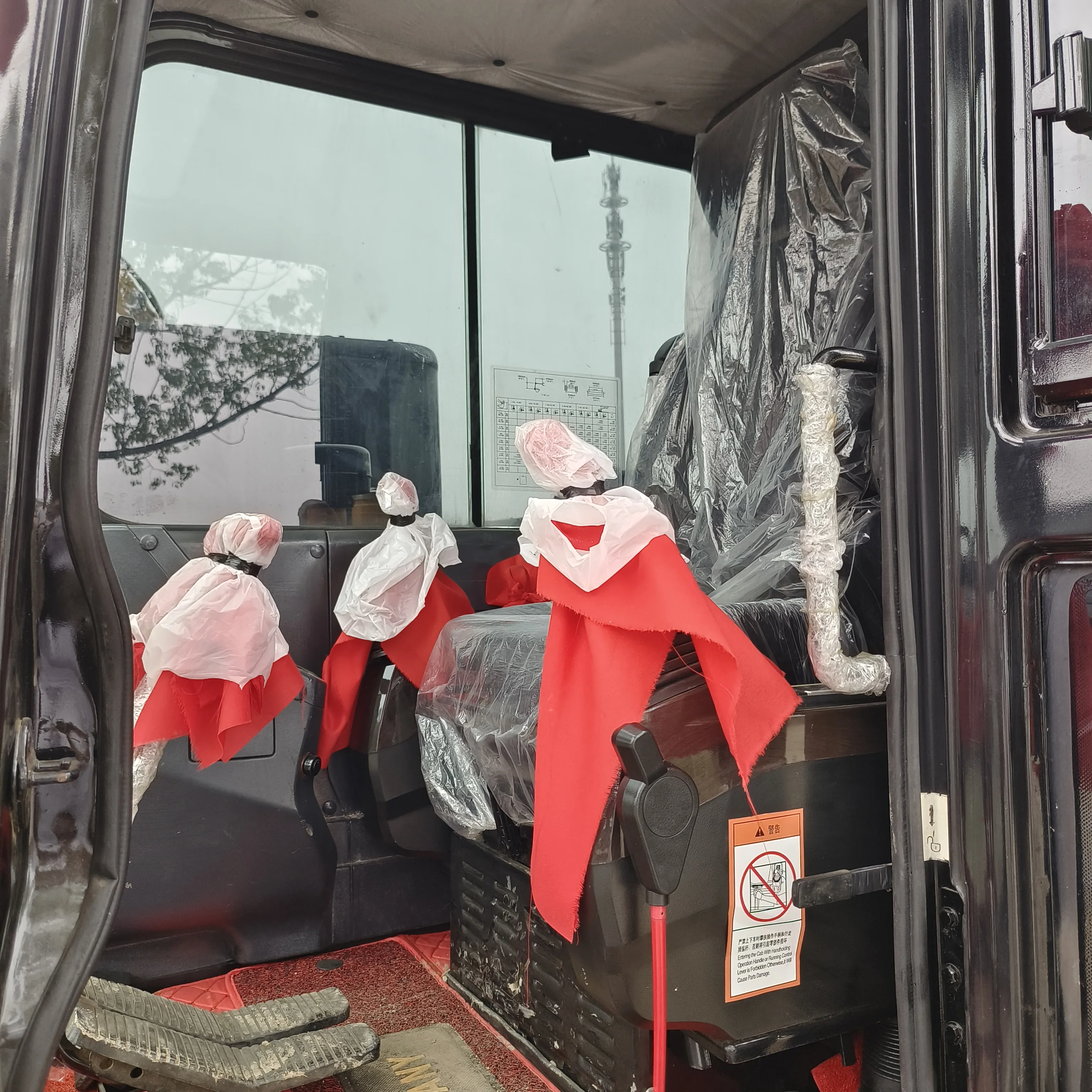 Рисунок 6 - Дешевые Sany экскаваторы