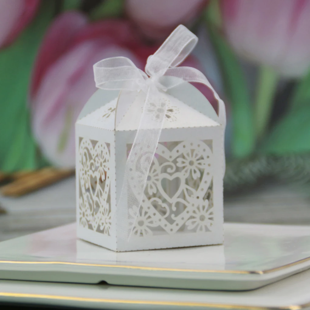 

50 шт. коробок белые милые шоколадные пакеты для печенья с лентой любовь сердце коробка подарки для подарков Искусственные Свадебные принад...