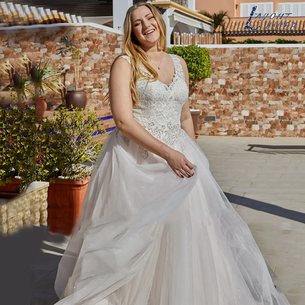 

LAYOUT NICEB Sexy Backless Sleeveless Wedding Dress Princess V-Neck A-Line Bride Gown Lace Applique Custom Made Vestido De Noiva