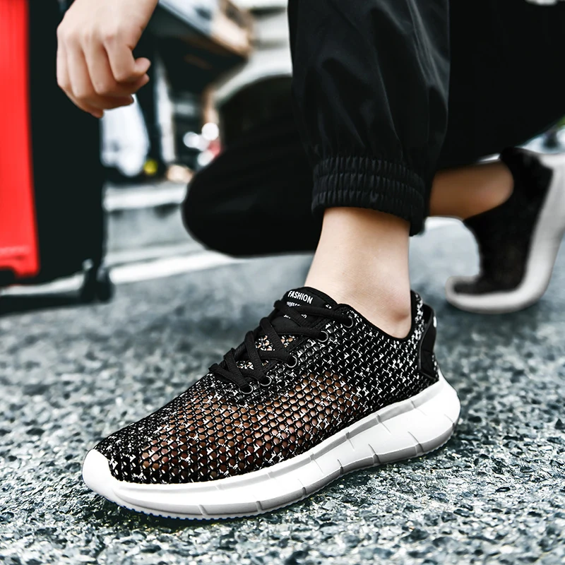 Casual Lightweight Trend Men's Running Shoes Breathable Mesh Men's Sneaker Big Size Outdoor Walking Increase Men's Shoes Black