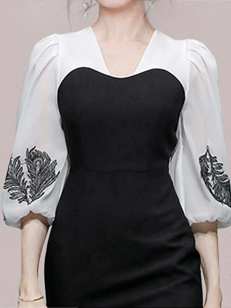 Элегантное Черное офисное платье осень 2024 белое винтажное с V-образным вырезом