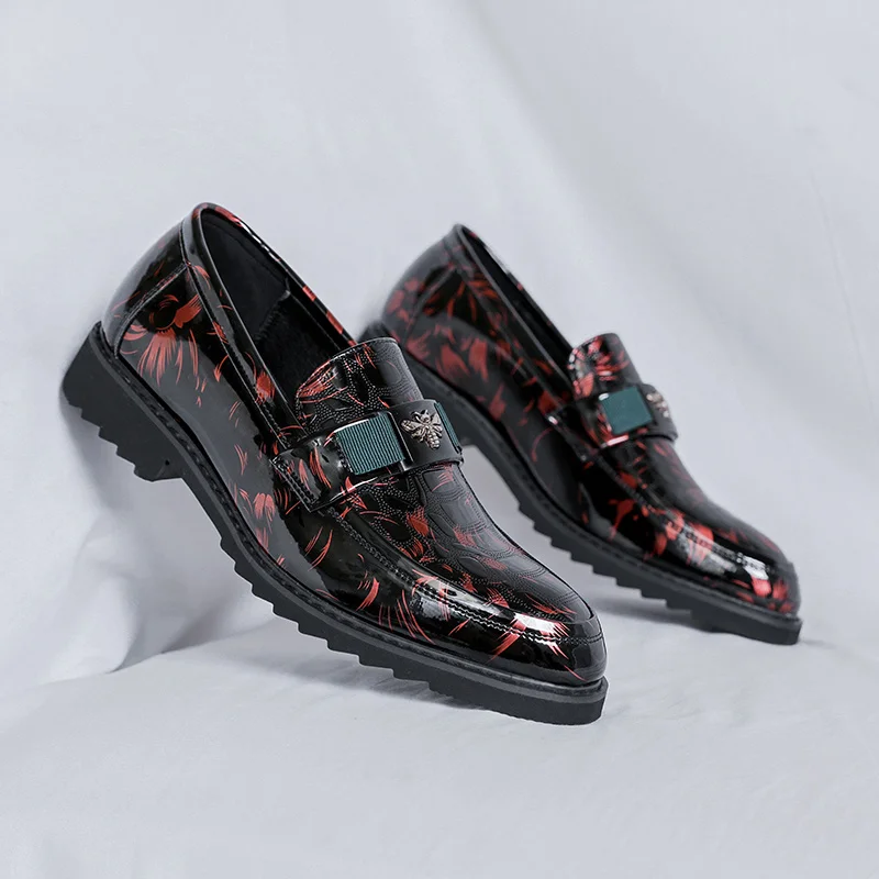 

Туфли мужские классические, блестящие кожаные лоферы, заостренный носок, без застежки, Классическая Повседневная деловая обувь