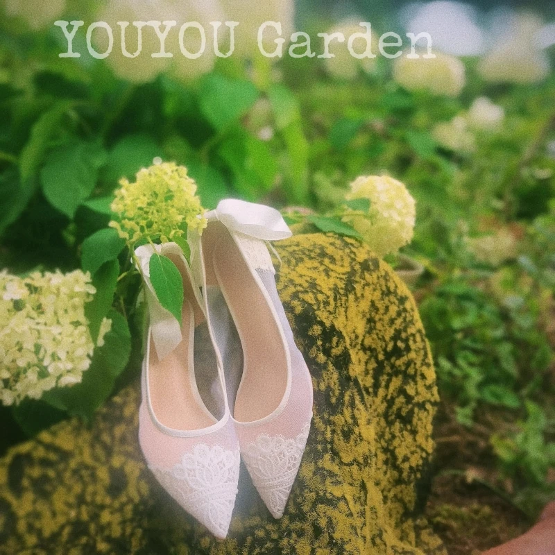 Новые весенне-летние туфли с острым носком Женская сетчатая Свадебная обувь из