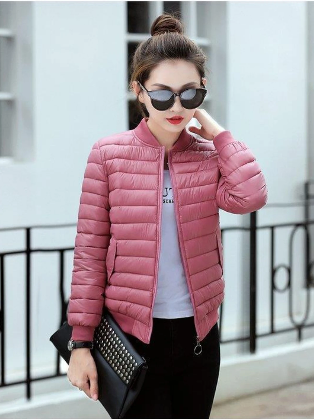Fashion Padded Jacket Women's Short Lightweight Stand-up Collar Baseball Jacket Korean Version Loose Padded Jacket Warm Light
