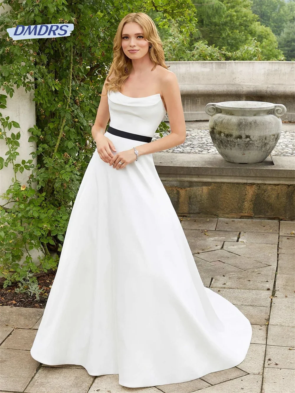 Женское ТРАПЕЦИЕВИДНОЕ свадебное