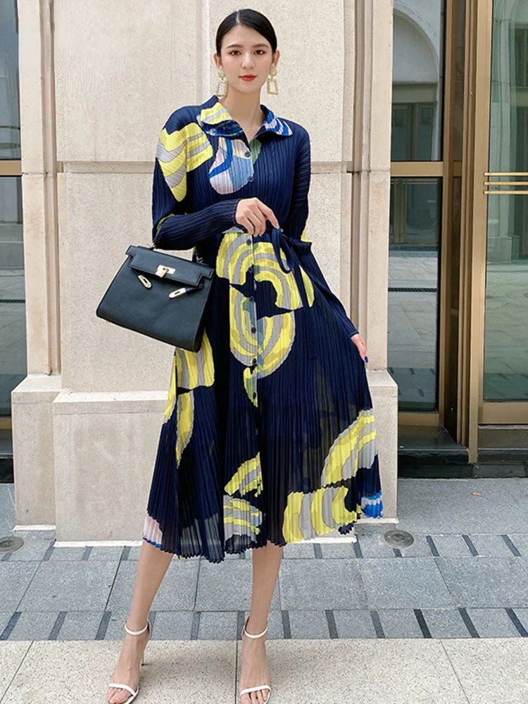 

Miyake Pleated Dress With Belt Striped Print Long Sleeve Single Breated Elegant Fashion Office Lady 2022 New Autunmn Fashion