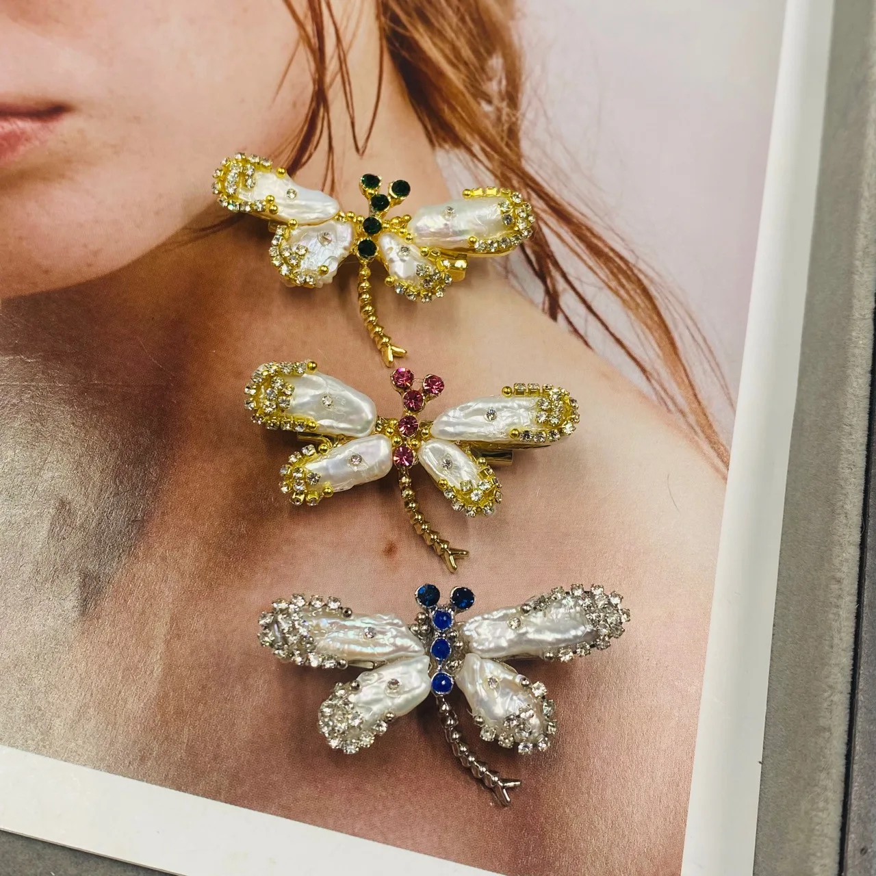 

New genuine natural dragonfly brooch baroque advanced insect classic coat pin accessory