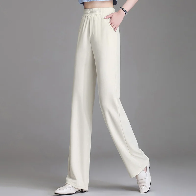 Рисунок 2 - Женские прямые брюки больших размеров