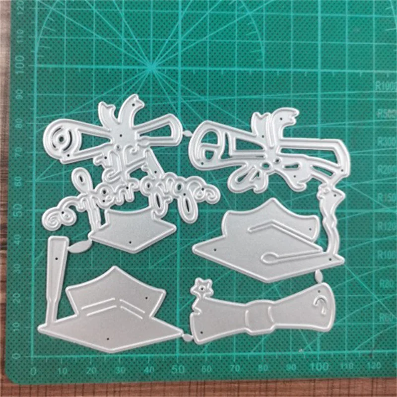 2022 New Metal Cutting Dies Bachelor Cap Doctor Hat Frame For Diy Scrapbooking Paper Card Handmade Embossing Decor Craft Stencil