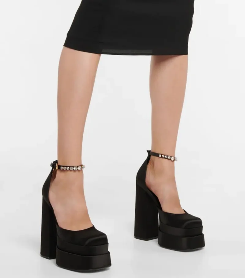 2023 Fashion Fashion Solid Color Square Head Double Waterproof Platform Thick Heel Sexy Single Shoe Cover LLWY-9631