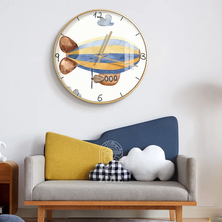 

Креативные милые настенные часы в скандинавском стиле для гостиной, бесшумные простые цифровые настенные часы, современный дизайн, настенн...