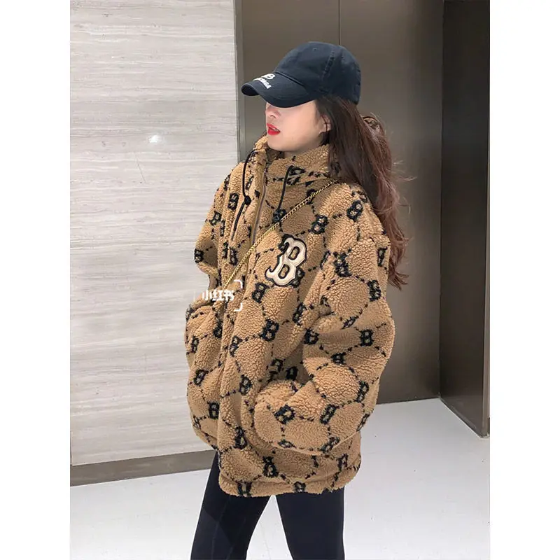 Korean fashion baseball jacket female lamb wool hooded jacket lamb wool cotton jacket warm embroidery plus cotton thickening top