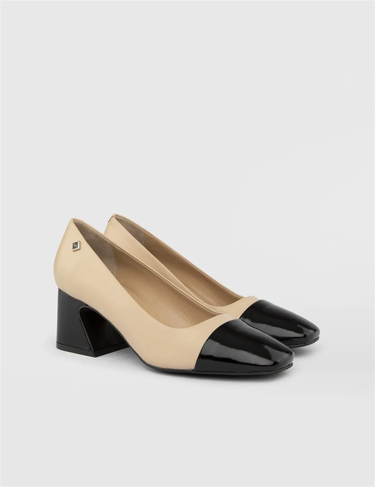 

ILVi-Genuine Leather Handmade Gosar Black Patent Leather-Beige Pump Women's Shoes 2022 Fall/Winter