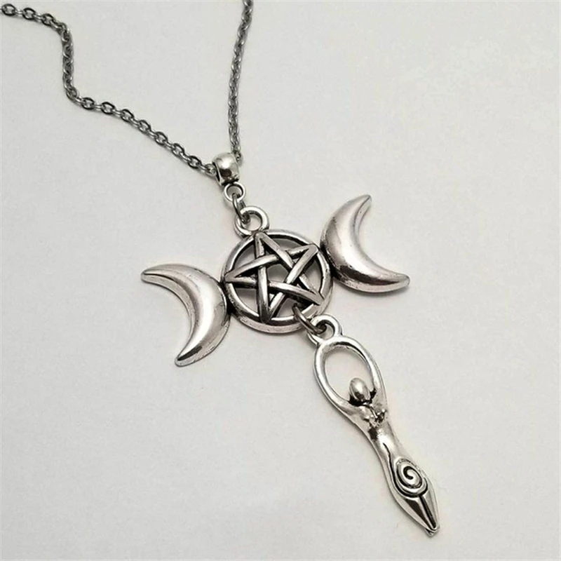 

New triple moon pentagram fertility goddess pendant accessories necklaceJewelry Necklace