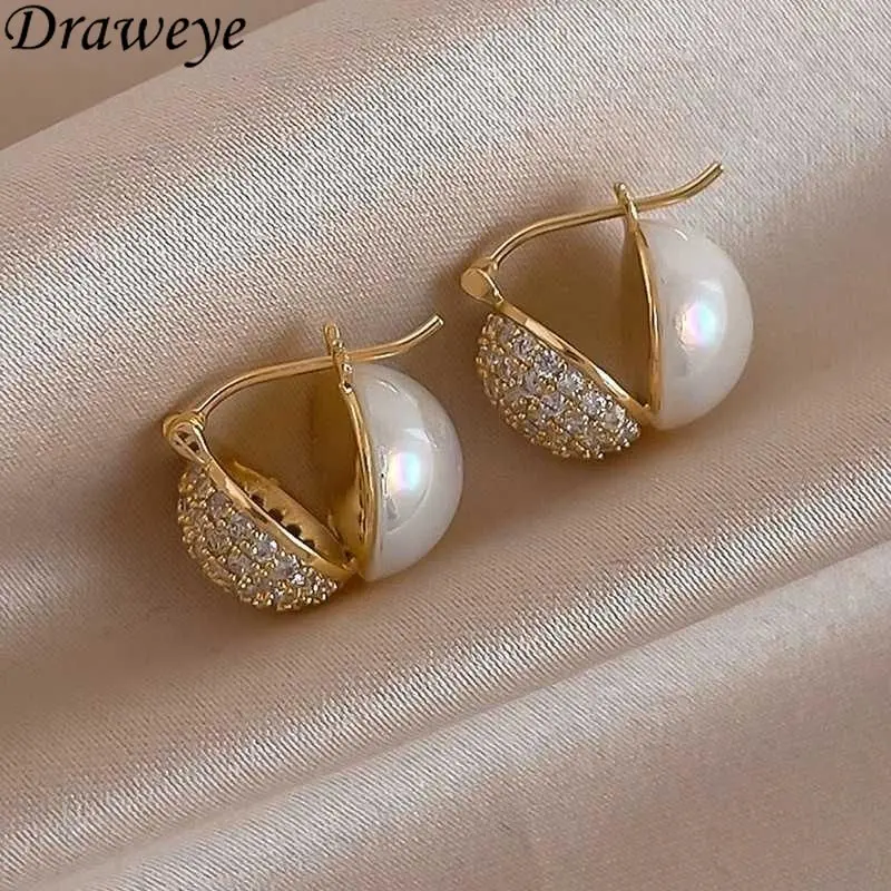 

Draweye Jewelry for Women Vintage Exquisite Shiny Korean Fashion Stud Earrings Sweet Office Lady Elegant Pendientes Mujer
