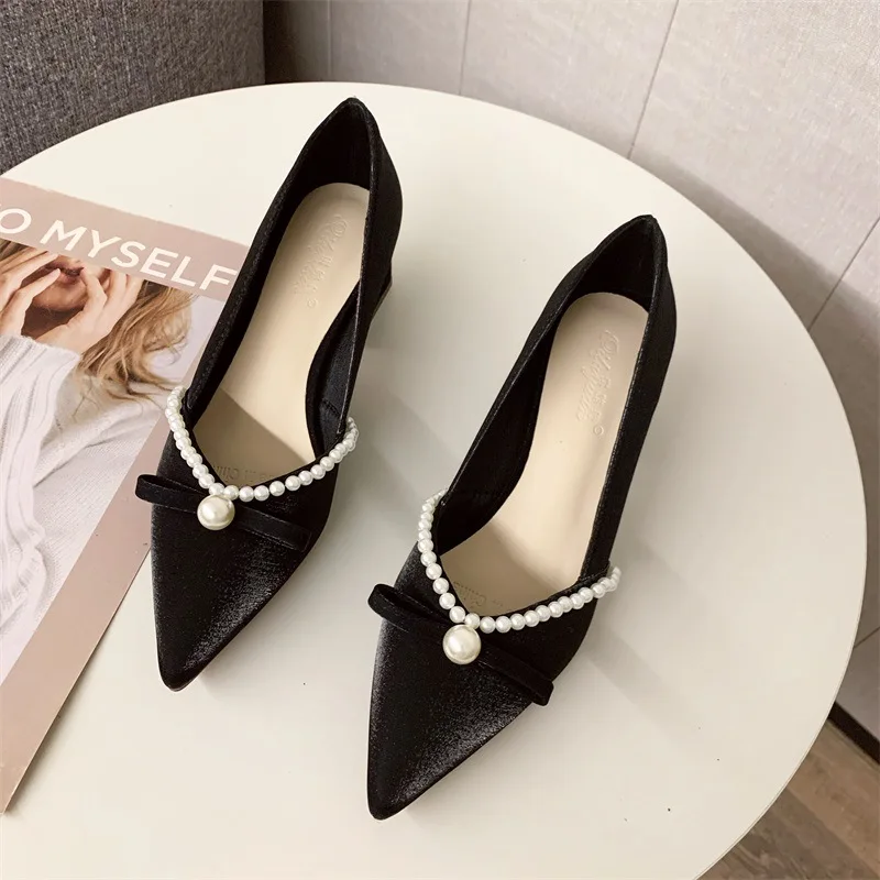 

New Fashion High Heels Women 2022 Summer Pearl Middle Heel Single Shoes French Wedding Shoes Large Size Shoes Luxury Sandals