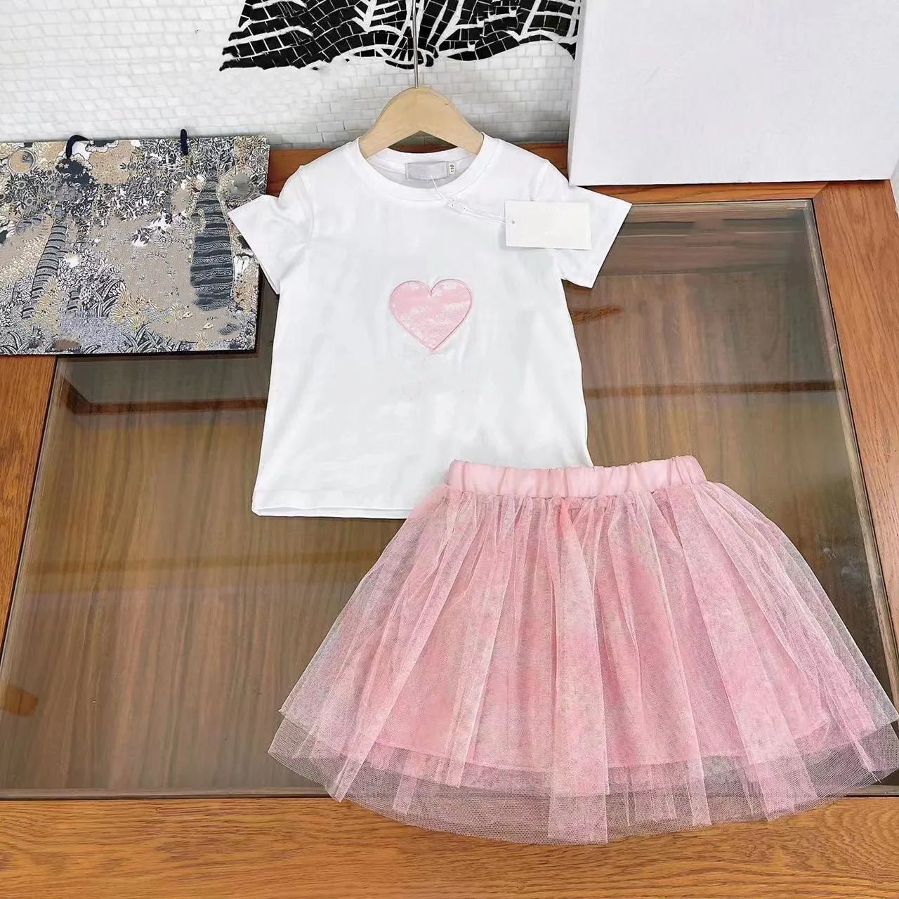 

2022 Summer New Pink Blue Girls Round Neck Short T + Mesh Skirt 2-Piece Set Of High-End Elegant Children's Clothes 100-150