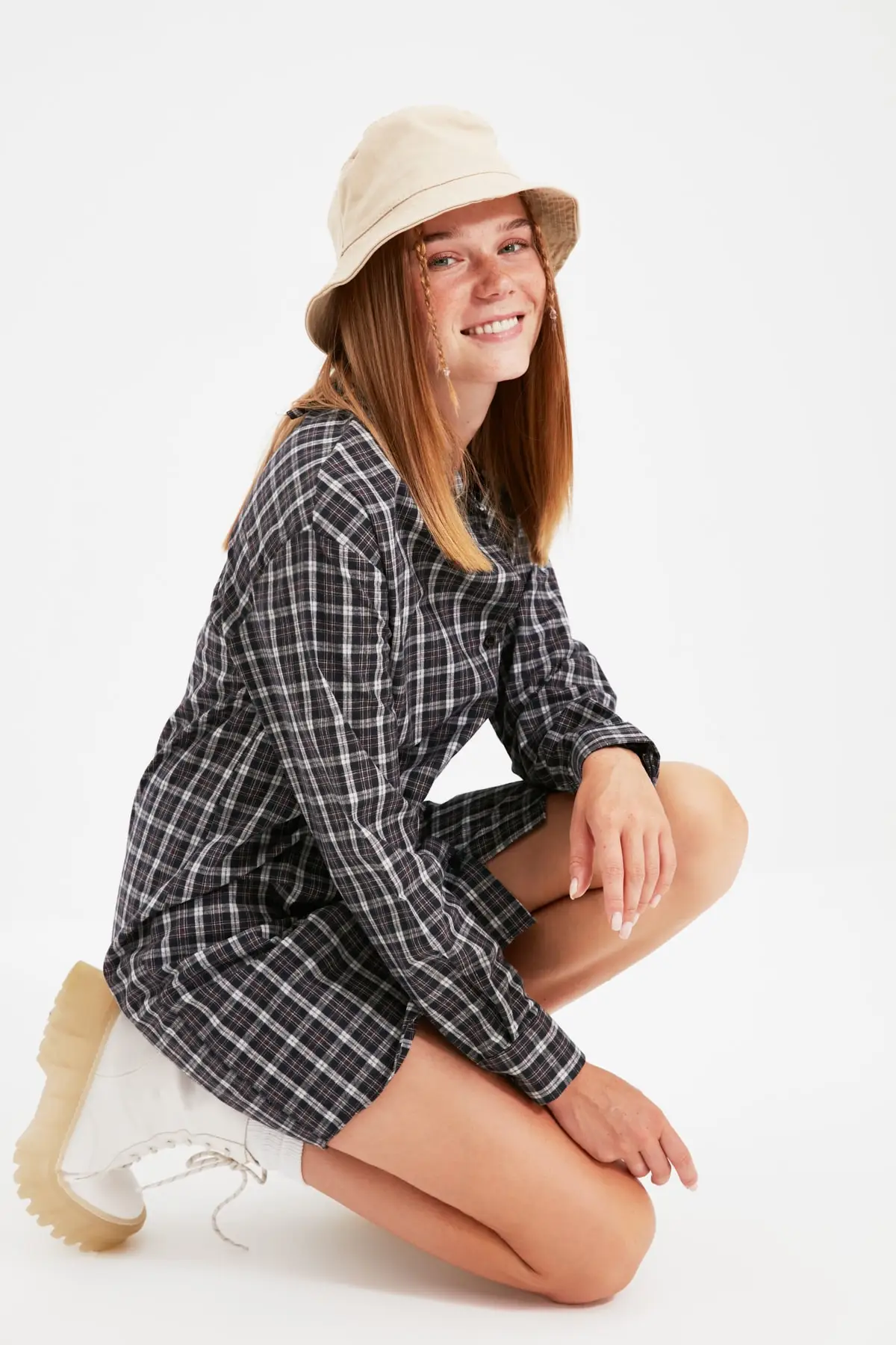 

Trendyol Back Detailed Shirt Dress TWOAW22EL0379