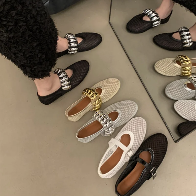 Балетки женские с заклепками сетчатые ремешком и пряжкой повседневные мягкие